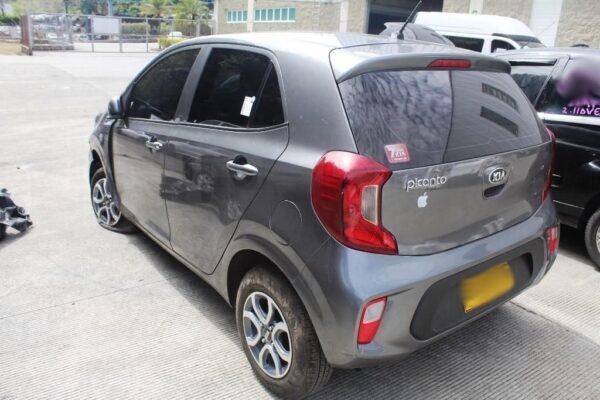 KIA PICANTO MODELO 2022 PLACA5