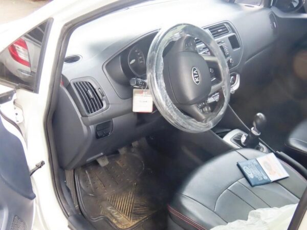 KIA RIO UB EX MODELO 2012