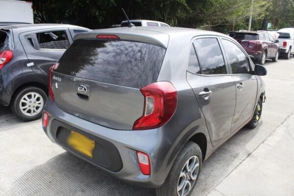 KIA PICANTO MODELO 2022 PLACA5
