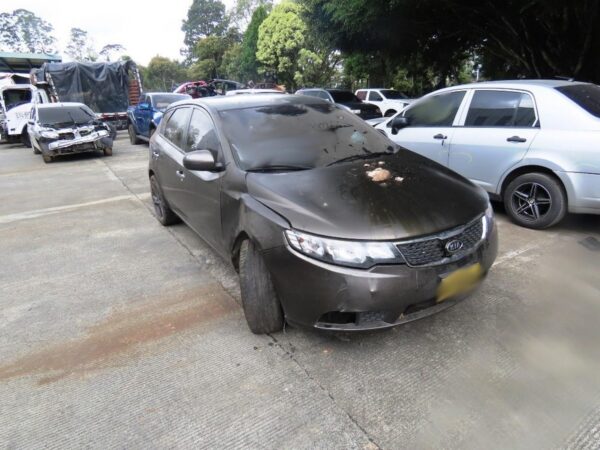 KIA CERATO FORTE SX MODELO 2011