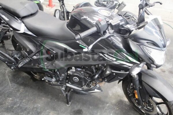 BAJAJ PULSAR NS 200 FI MODELO 2023