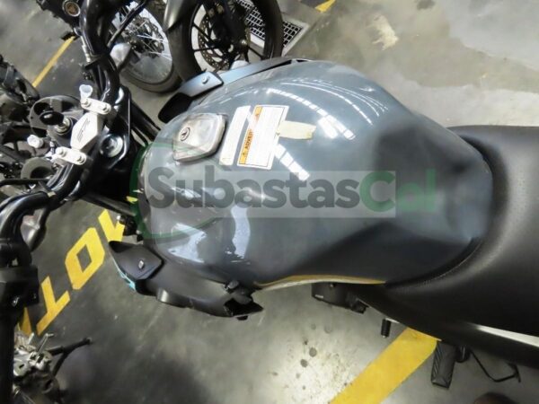 14ae4ebf-ce45-411c-8da2-e64b01ea98ca YAMAHA SZ15RR MODELO 2025