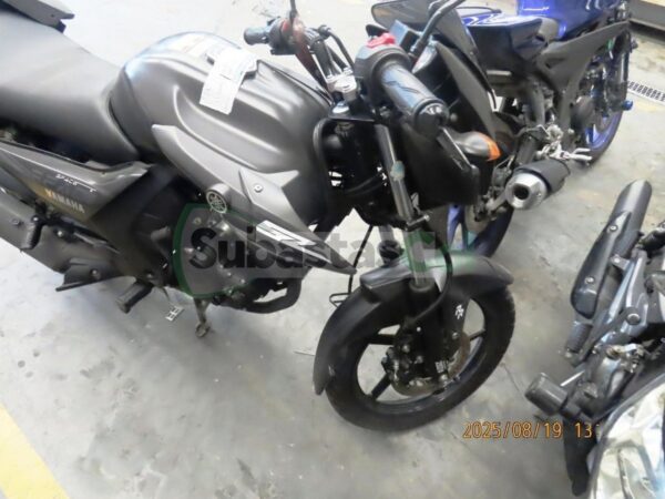 YAMAHA SZ15RR MODELO 2025