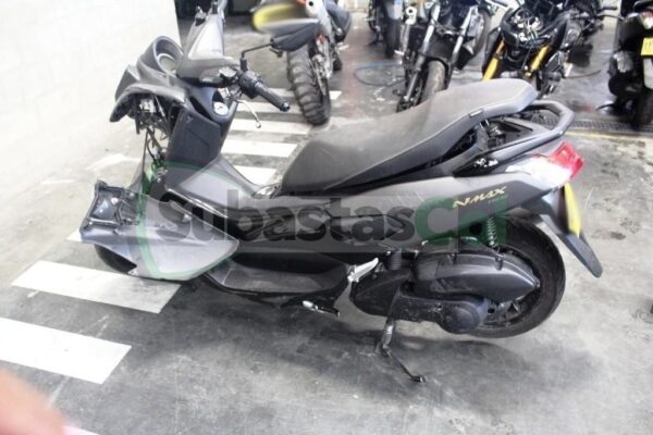 YAMAHA NMAX MODELO 2021