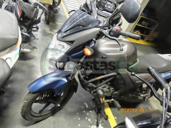 38275fcd-c0f3-432b-8d9b-9f98c7a632c5 YAMAHA SZ15RR MODELO 2024
