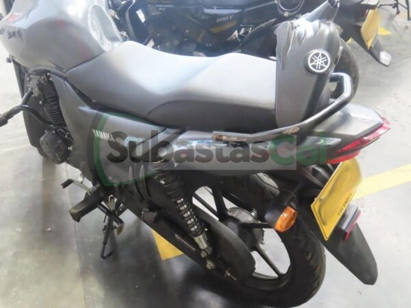 YAMAHA SZ15RR MODELO 2025