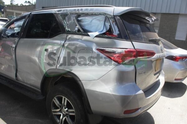 44199fda-e9f4-4935-990a-b294c206d8f8 TOYOTA FORTUNER MODELO 2020