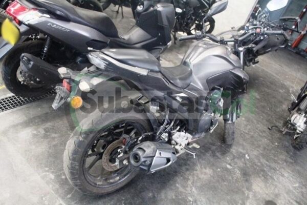 YAMAHA FZN250 MODELO 2022