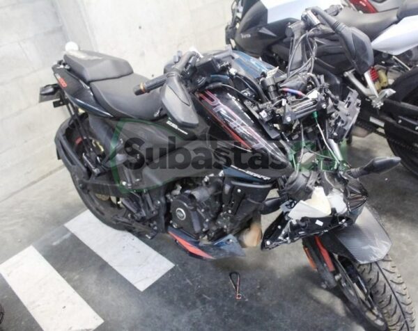 BAJAJ PULSAR NS 200 FI MODELO 2024