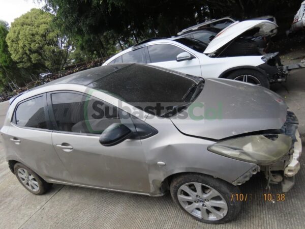 4d8cb542-5ebd-42d5-8534-dae2eaf79acb MAZDA 2 MODELO 2014