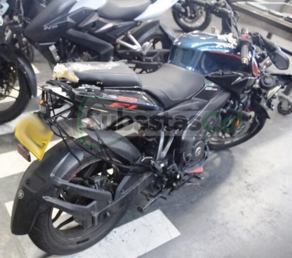 BAJAJ PULSAR NS 200 FI MODELO 2024
