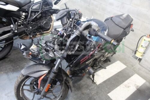 51eb5175-a60a-441e-a72e-8437ef38cbb3 BAJAJ PULSAR NS 200 FI MODELO 2024