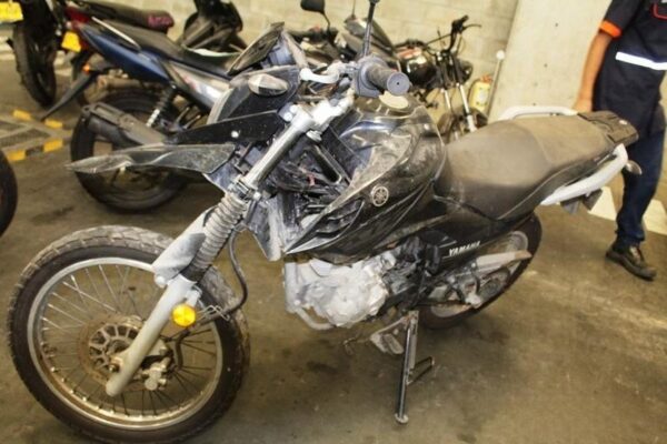 56649343-2975-4b5a-9df8-0ce17bd880d3 YAMAHA XTZ150 MODELO 2023