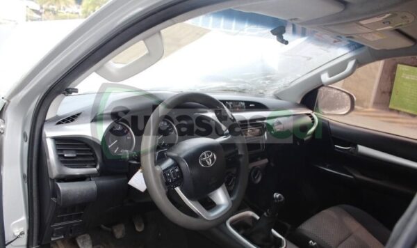 TOYOTA HILUX MODELO 2018