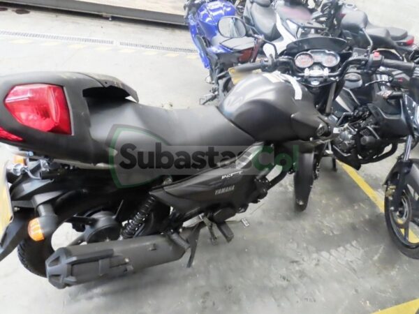 YAMAHA SZ15RR MODELO 2025