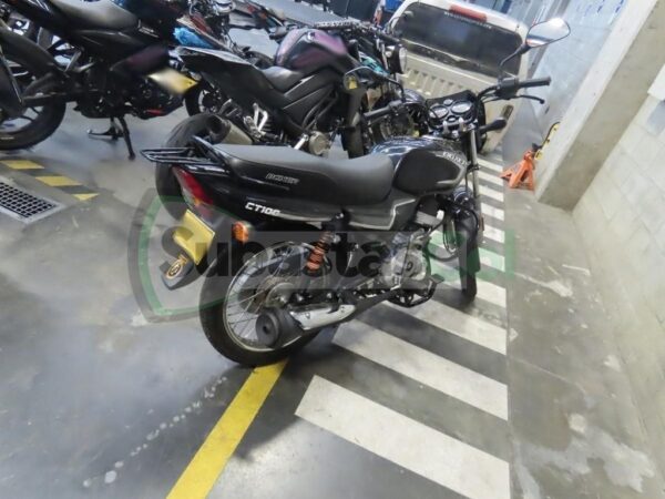 6c49eae7-a35f-4192-ba5c-c3f446b931c8 BAJAJ CT100 SPOKE MODELO 2024