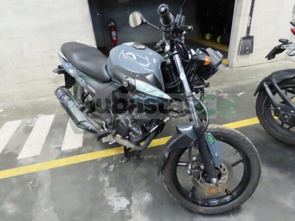 6e93c8a5-77d5-4563-a731-22f91493cf98 YAMAHA SZ15RR MODELO 2025