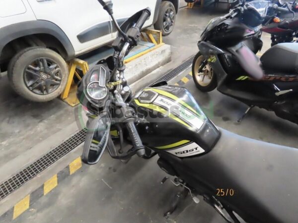 BAJAJ DISCOVER 150 ST COMPETIZIONE MODELO 2020