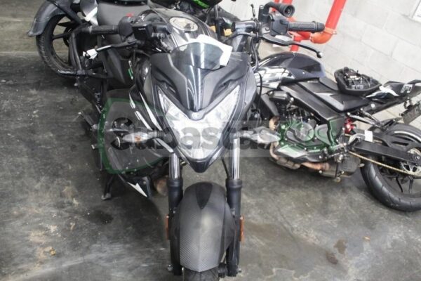 BAJAJ PULSAR NS 200 FI MODELO 2023