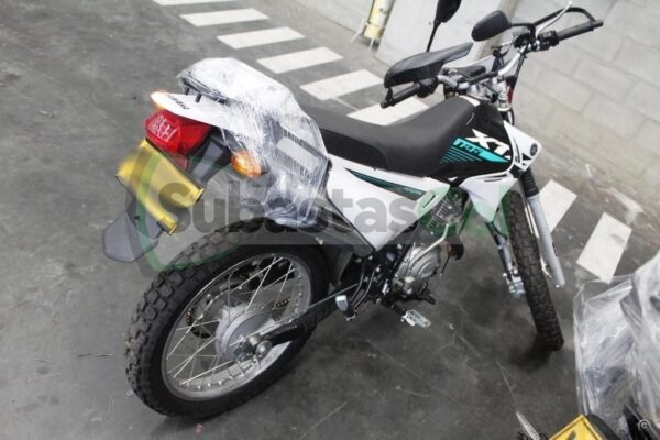 99b7cab8-431d-4ec6-a742-218eaabf7de8 YAMAHA XTZ125 MODELO 2023