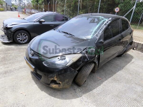 MAZDA 2 MODELO 2010