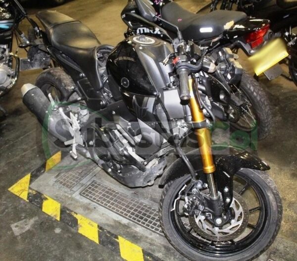 YAMAHA MT15 MODELO 2024