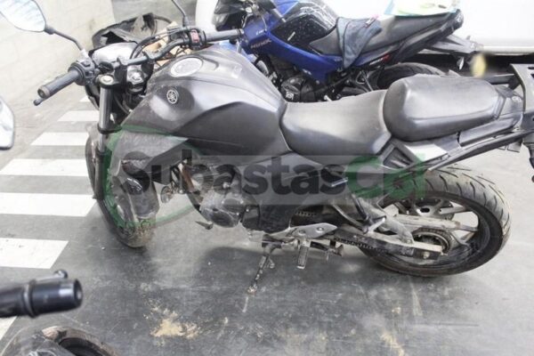 ad9c2536-a06d-403f-873c-61cb02e2bc87 YAMAHA FZN250 MODELO 2022