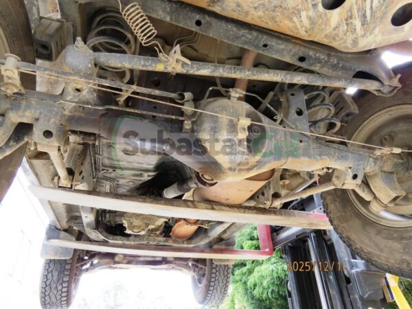 cf1d78e9-9f99-4655-af34-f23e2006cd8a TOYOTA PRADO SUMO MODELO 2005