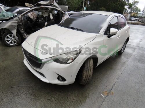 db69ab1e-e7b0-4e41-a041-e8d35fe1e636 MAZDA 2 MODELO 2018
