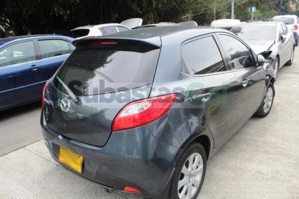 MAZDA 2 MODELO 2015