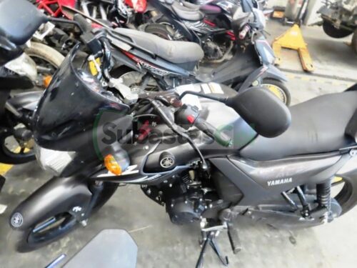 ed401c49-0c83-4432-aeb3-91c220d21816 YAMAHA SZ15RR MODELO 2025