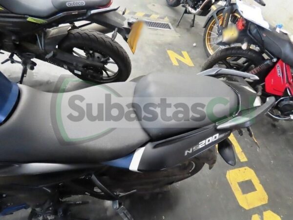 efb8efc4-259d-4d66-930c-c71baa70a05f BAJAJ PULSAR NS200 FI ABS MODELO 2024