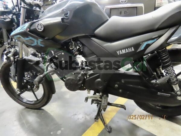 f043ef6b-87c0-4890-aa68-dfe6b00ca490 YAMAHA SZ15RR MODELO 2025