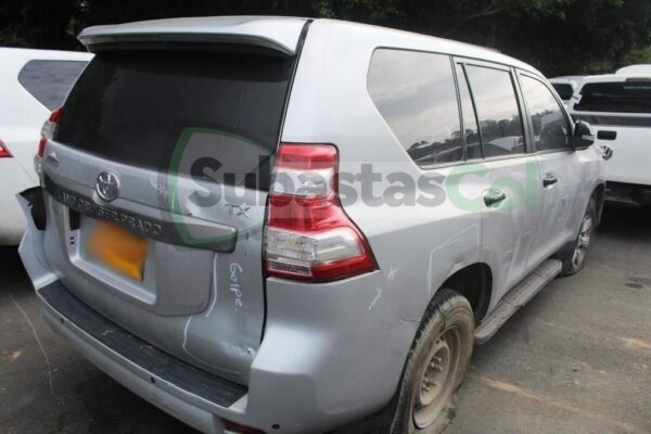 f4ab4e7a-dd1a-4ffa-a381-698edefb5a29 TOYOTA PRADO MODELO 2015
