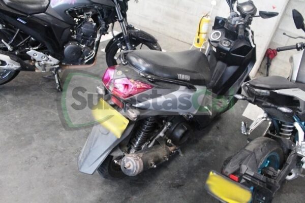 f7561fca-98c8-43c7-8357-1dd880d2eaab YAMAHA YW125XFI MODELO 2017