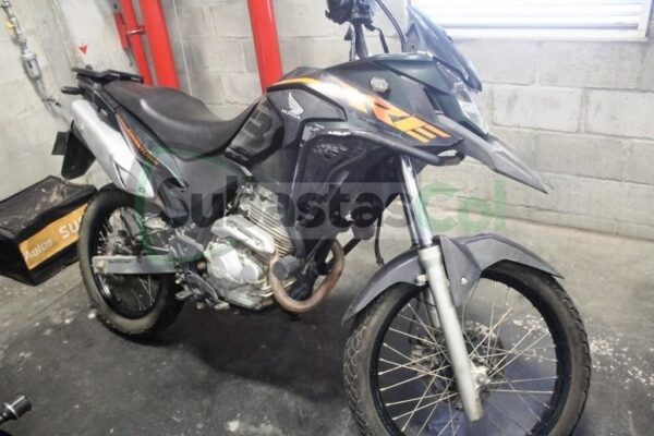 HONDA XRE300 ABS MODELOS 2022