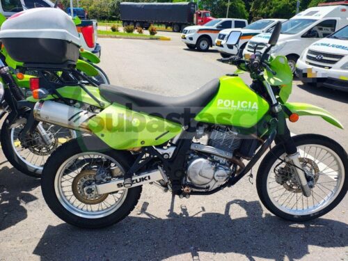 07d2f103-89f1-4d87-b9a2-c25e823b8063 SUZUKI DR650 MODELO 2020