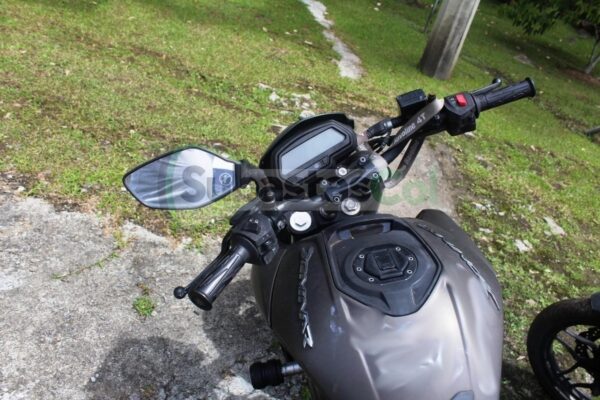 BAJAJ DOMINAR 250 MODELO 2022