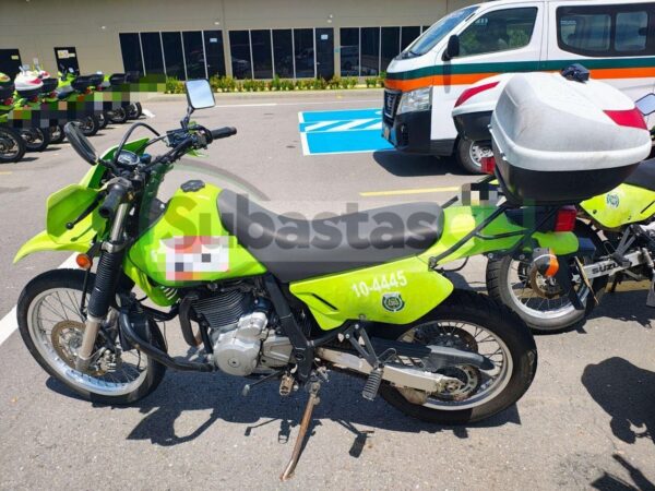 SUZUKI DR650 MODELO 2020