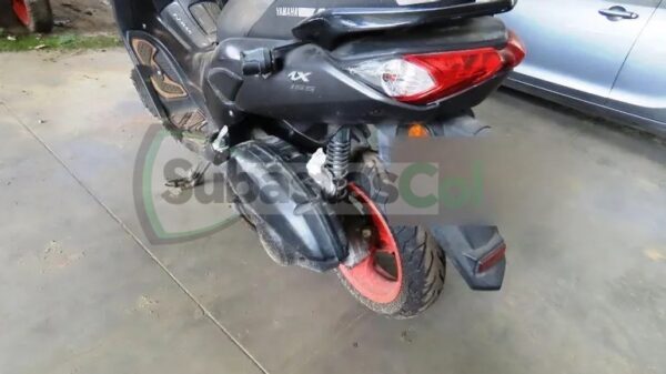 YAMAHA NMAX MODELO 2022