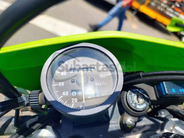SUZUKI DR650 MODELO 2020
