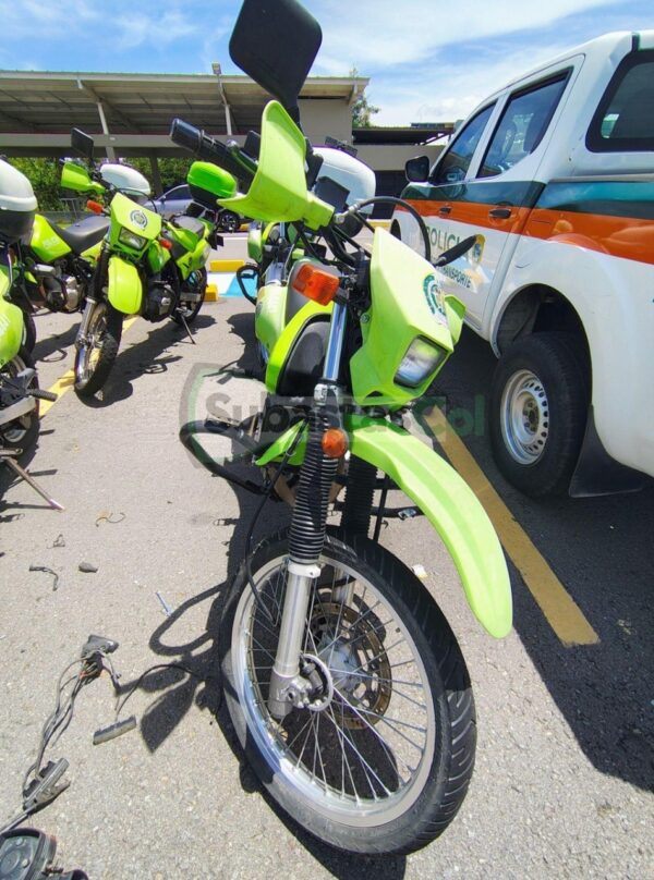 SUZUKI DR650 MODELO 2020