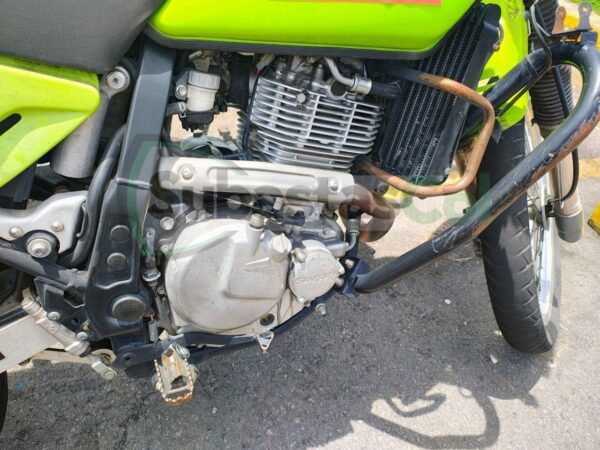 3fdfea36-d6c5-4270-aa06-b93719eadf35 SUZUKI DR650 MODELO 2020