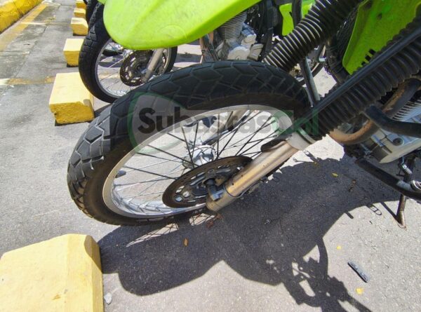4889e060-ea6e-4fda-83e3-5555548069bc SUZUKI DR650 MODELO 2020