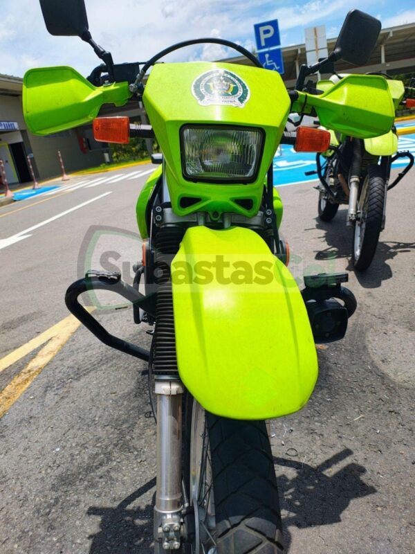 SUZUKI DR650 MODELO 2020