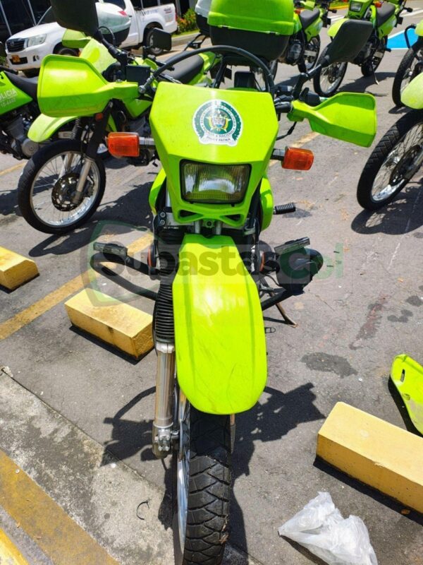 SUZUKI DR650 MODELO 2020