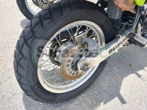 5fd15063-113c-4198-bbc5-efbc9a87d421 SUZUKI DR650 MODELO 2020