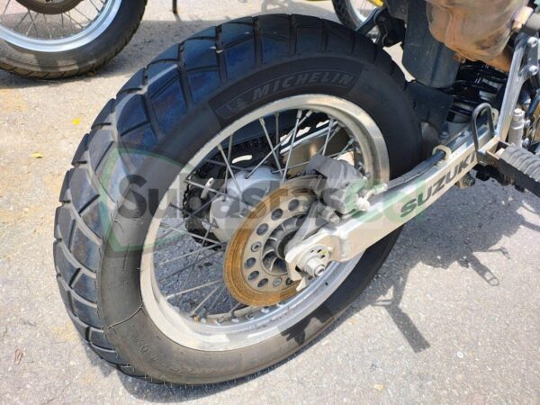 794a27af-fbe2-4187-b52e-816166d5dbdd SUZUKI DR650 MODELO 2020