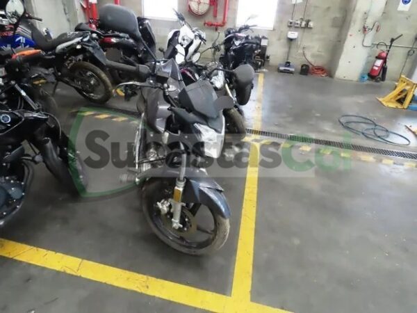 9163c558-40af-495e-88f3-c39fe90a3763 YAMAHA YB125ZR MODELO 2025