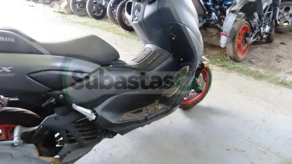 YAMAHA NMAX MODELO 2022